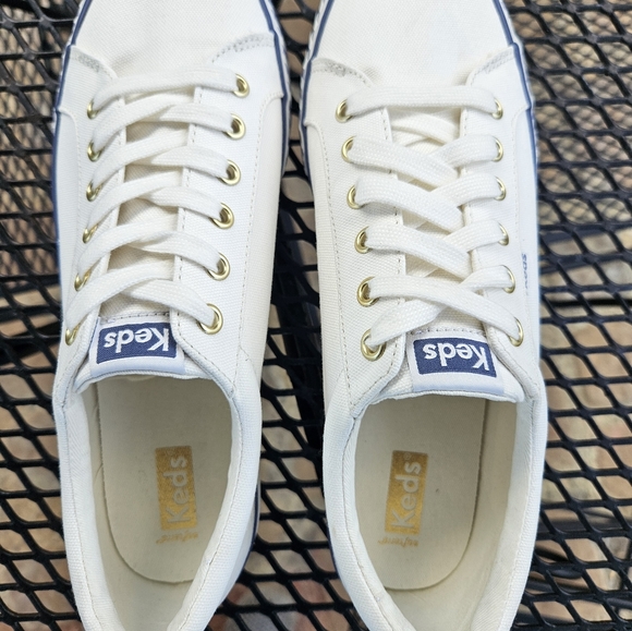 White Keds canvas Jump Kick Sneakers size 11 brand new never worn - Picture 6 of 8